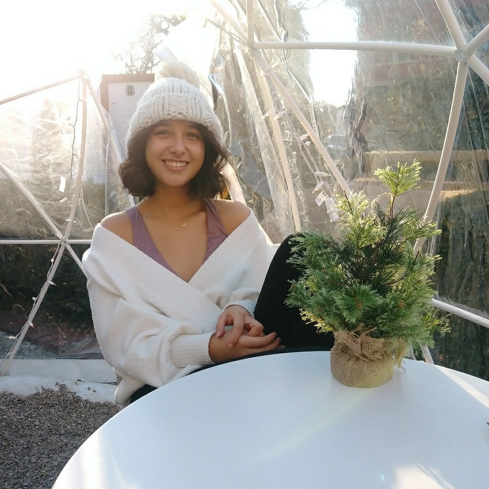 Meet your Posher, Ana